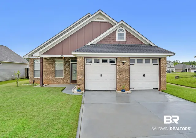 Photo 3 of Single family home for sale at 24579 Aventura Dr, Loxley, AL 36551 | MLS# 408999 | Listing updated on 2026-08-27