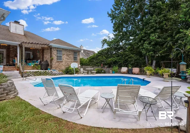 Photo 2 of Single family home for sale at 7055 Oakleigh Ct, Spanish Fort, AL 36527 | MLS# 399938 | Listing updated on 2026-09-16