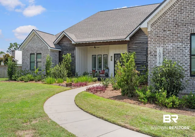 Photo 3 of Single family home for sale at 10916 Atrium Ave, Fairhope, AL 36532 | MLS# 398971 | Listing updated on 2026-10-06