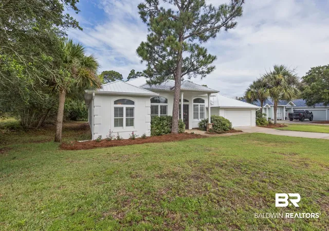 Photo 3 of Single family home for sale at 4431 Ono N Dr, Orange Beach, AL 36561 | MLS# 398226 | Listing updated on 2026-09-23