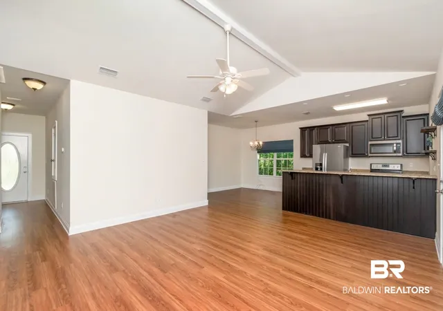 Photo 3 of Sale Pending at 2910 Lynndell Dr, Mobile, AL 36695 | MLS# 396617 | Listing updated on 2026-09-10