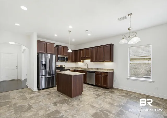 Photo 3 of Single family home for sale at 10621 Orkney Way, Spanish Fort, AL 36527 | MLS# 393649 | Listing updated on 2026-08-28