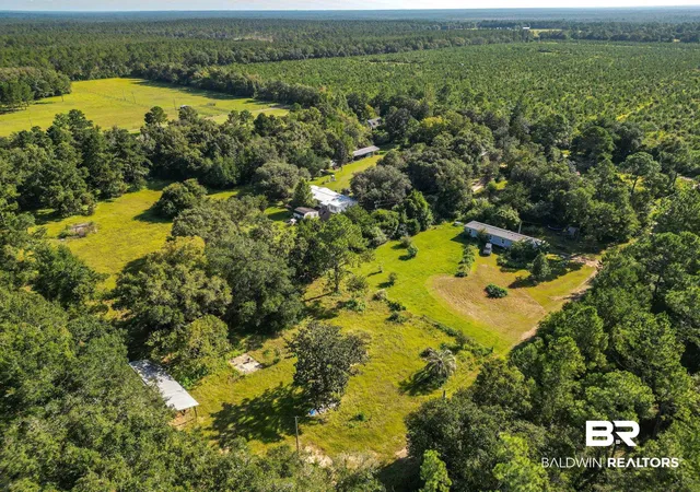 3rd image of 32429 Jay Kee Ln, Elberta, AL 36530 | MLS# 384855