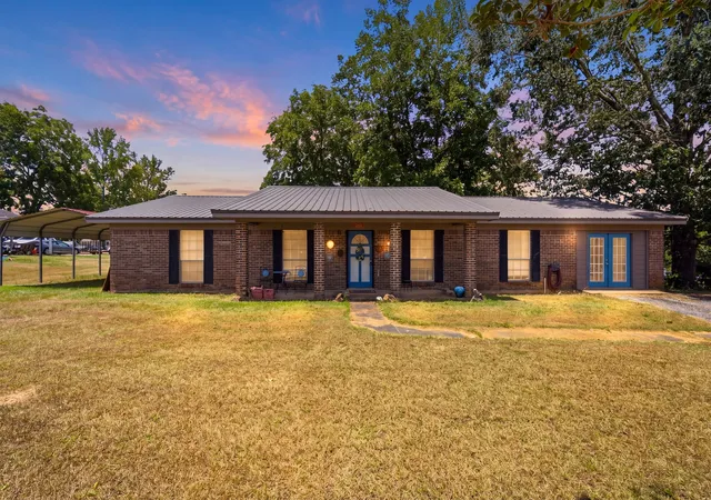 Photo 1 of Sale Pending at 46005 Dawn Cir, Bay Minette, AL 36507 | MLS# 408361 | Listing updated on 2026-08-29