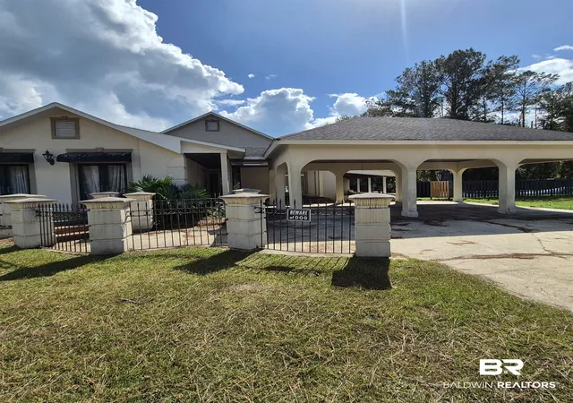 2nd image of 104 Wall Dr, Evergreen, AL 36401 | MLS# 390457