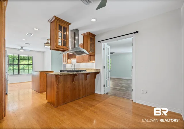 Photo 3 of Single family home for sale at 700 Cedar Ave, Fairhope, AL 36532 | MLS# 396946 | Listing updated on 2026-09-09
