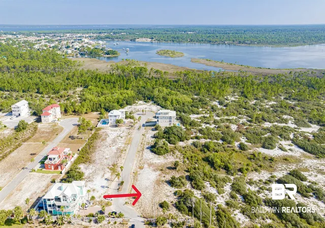 2nd image of 7246 Surfview Dr, Pensacola, FL 32507 | MLS# 385237