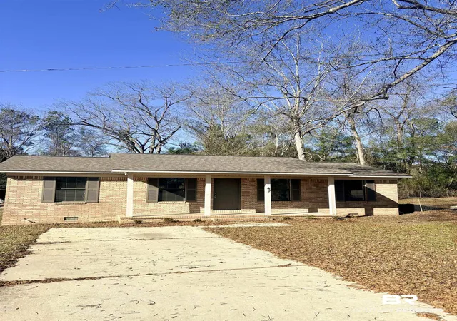 1st image of 47 Fairview St, Evergreen, AL 36401 | MLS# 389527