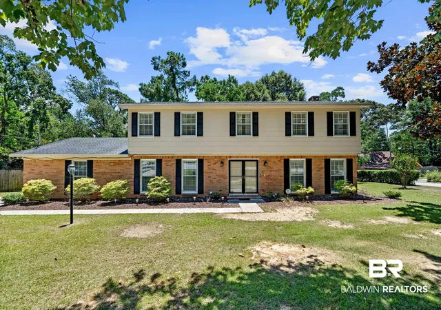 Photo 2 of Single family home for sale at 102 Iris Cir, Daphne, AL 36526 | MLS# 399233 | Listing updated on 2026-09-16