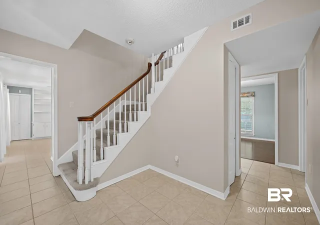Photo 3 of Single family home for sale at 102 Iris Cir, Daphne, AL 36526 | MLS# 399233 | Listing updated on 2026-09-16