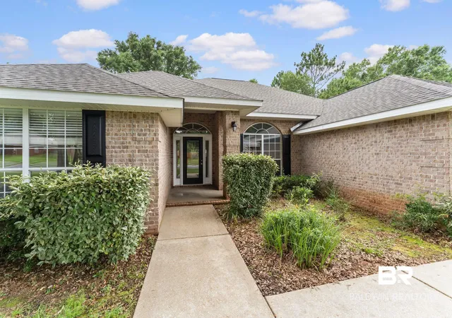Photo 2 of Sale Pending at 27707 Bay Branch Dr, Daphne, AL 36526 | MLS# 398010 | Listing updated on 2026-08-29
