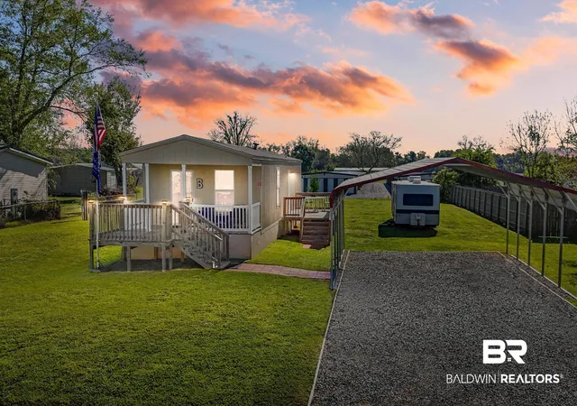 Photo 1 of Single family home for sale at 16968 Lea Cir, Fairhope, AL 36532 | MLS# 386456 | Listing updated on 2026-08-21