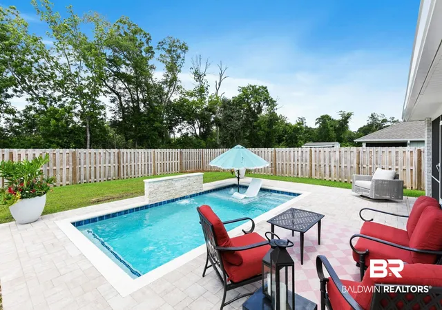 Photo 3 of Single family home for sale at 1121 Hayward Loop, Foley, AL 36535 | MLS# 397621 | Listing updated on 2026-10-01