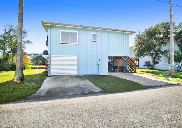 Homes for sale in Gulf Shores, AL | 217 W 4th Avenue, Gulf Shores, AL 36542 | MLS# 398839