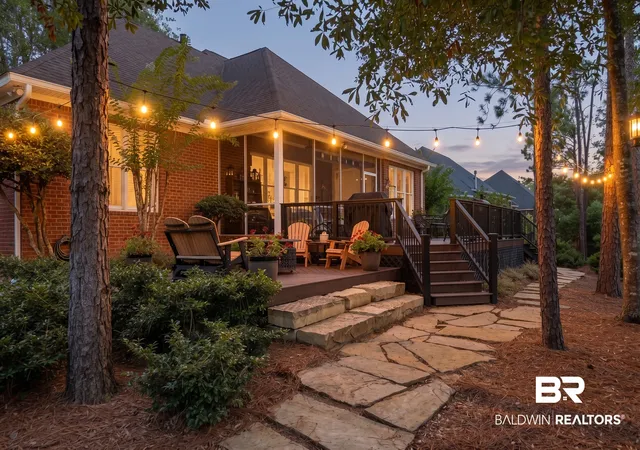 Photo 3 of Sale Pending at 420 Clubhouse Dr, Fairhope, AL 36532 | MLS# 406585 | Listing updated on 2026-08-17