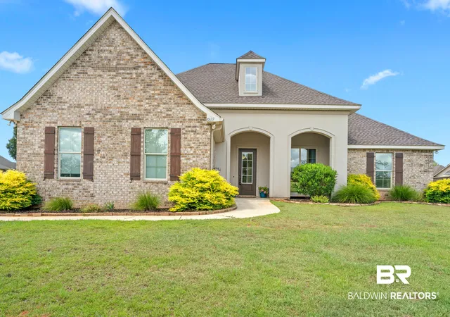 Photo 3 of Single family home for sale at 10687 Cresthaven Dr, Spanish Fort, AL 36527 | MLS# 407070 | Listing updated on 2026-08-14