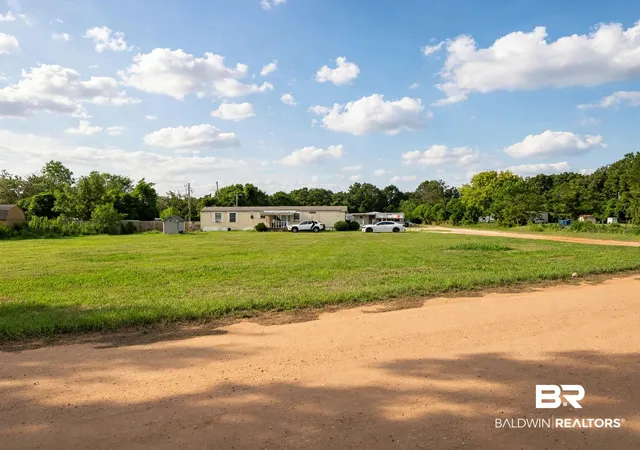 Photo 1 of Multi family home for sale at 11117 Weeks Rd, Foley, AL 36535 | MLS# 408551 | Listing updated on 2026-09-14