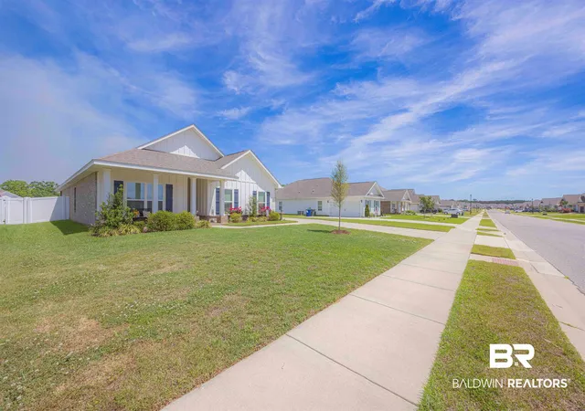 Photo 2 of Single family home for sale at 10670 Winning Colors Trl, Daphne, AL 36526 | MLS# 394812 | Listing updated on 2026-09-09