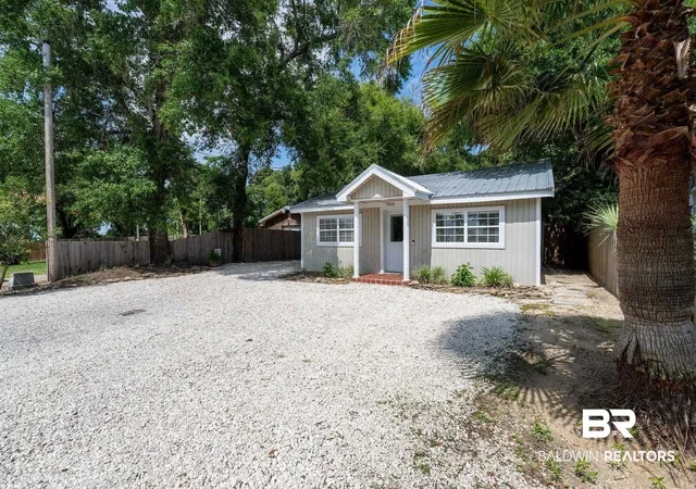 Photo 3 of Single family home for sale at 4898 Bay Cir, Orange Beach, AL 36561 | MLS# 398609 | Listing updated on 2026-08-26