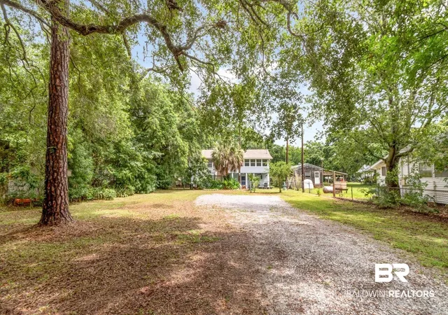 Photo 3 of Single family home for sale at 914 Cadillac Ave, Dauphin Island, AL 36528 | MLS# 398149 | Listing updated on 2026-09-11