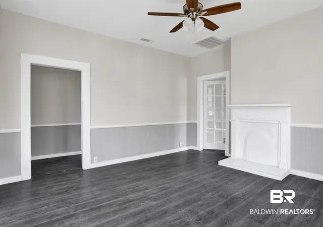 Photo 4 of Single family home for sale at 1063 Selma Street, Mobile, AL 36604 | MLS# 392993 | Listing updated on 2026-09-15
