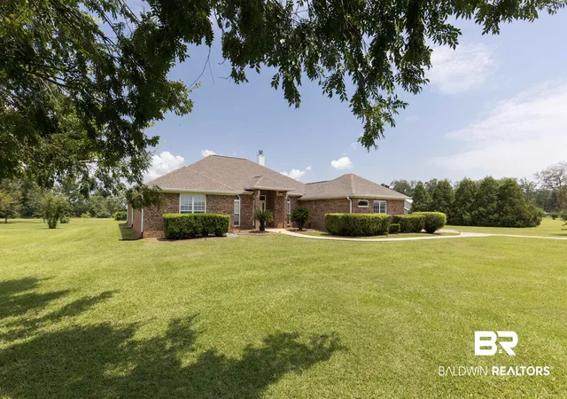 Photo 2 of Single family home for sale at 16311 Old Brady Rd, Bay Minette, AL 36507 | MLS# 400111 | Listing updated on 2026-08-26