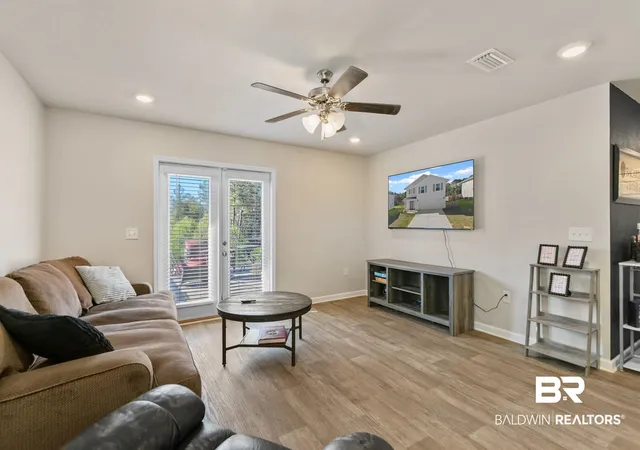 Photo 3 of Sale Pending at 32234 Calder Ct, Spanish Fort, AL 36527 | MLS# 394370 | Listing updated on 2026-08-24