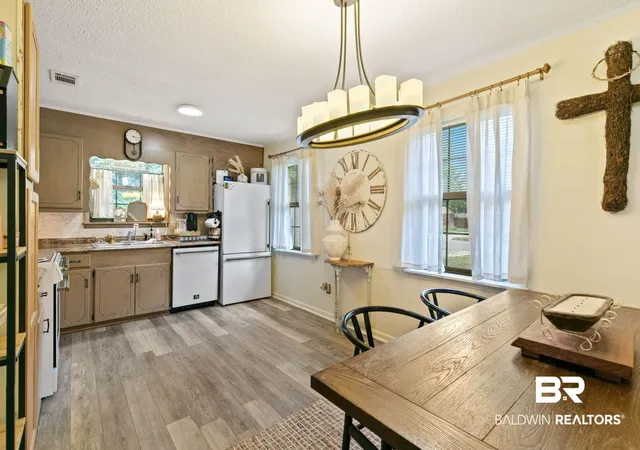 2nd image of 112 Duncan St, Brewton, AL 36426 | MLS# 399924
