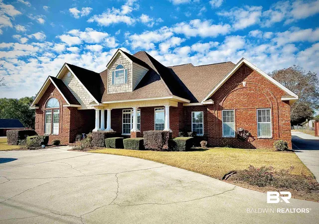 Photo 2 of Townhouse for sale at 52 Joyner Ln, Brewton, AL 36426 | MLS# 388139 | Listing updated on 2026-08-31