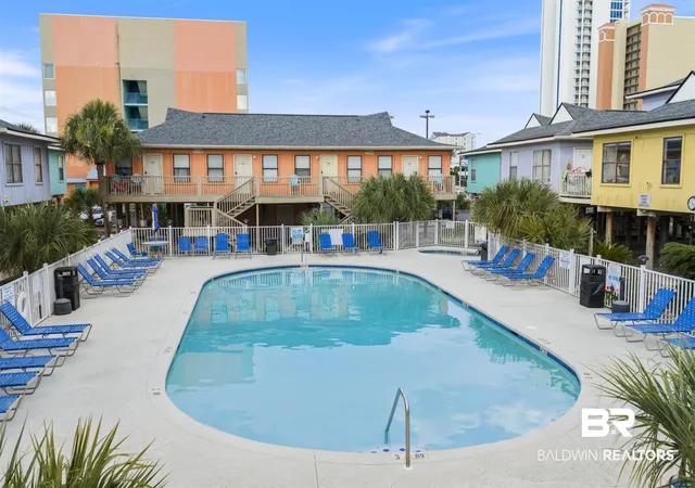 Photo 3 of Townhouse for sale at 620 W Beach Blvd #2A, Gulf Shores, AL 36542 | MLS# 399804 | Listing updated on 2026-08-29