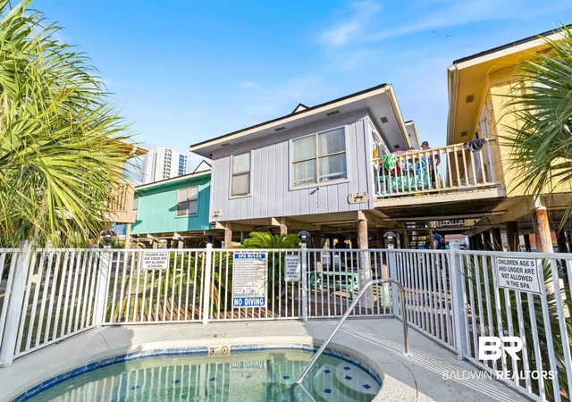 Photo 4 of Townhouse for sale at 620 W Beach Blvd #2A, Gulf Shores, AL 36542 | MLS# 399804 | Listing updated on 2026-08-29