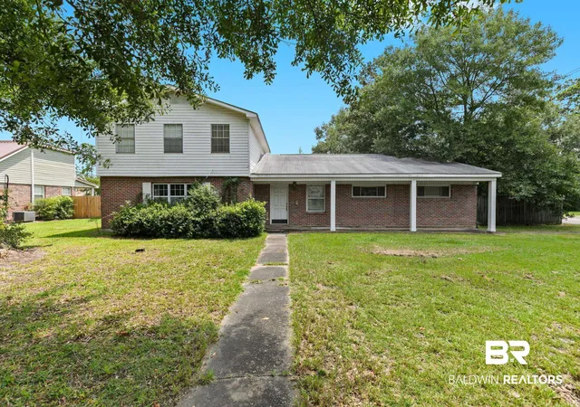 1st image of 1400 Belleville Avenue, Brewton, AL 36426 | MLS# 400074