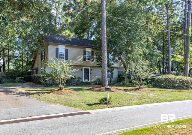 Photo 2 of Single family home for sale at 126 Ridgewood Dr, Daphne, AL 36526 | MLS# 399710 | Listing updated on 2026-09-03