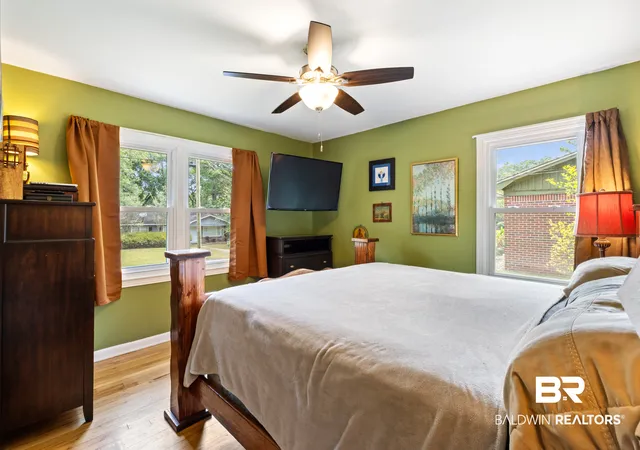 2nd image of 5609 Diane Dr, Mobile, AL 36618 | MLS# 409200