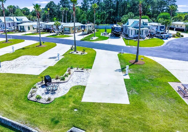 1st image of 12118 Gateway Dr, Elberta, AL 36530 | MLS# 395561