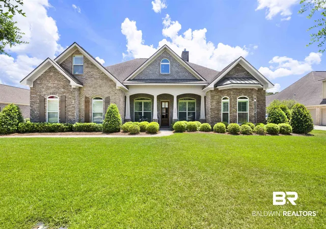 Photo 1 of Sale Pending at 804 Darrah St, Fairhope, AL 36532 | MLS# 399334 | Listing updated on 2026-09-10