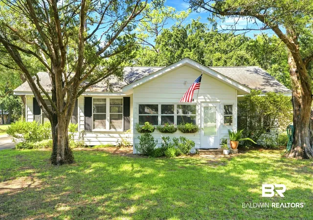 Photo 1 of Single family home for sale at 17733 Old Fort Morgan Trail, Gulf Shores, AL 36542 | MLS# 409700 | Listing updated on 2026-09-14