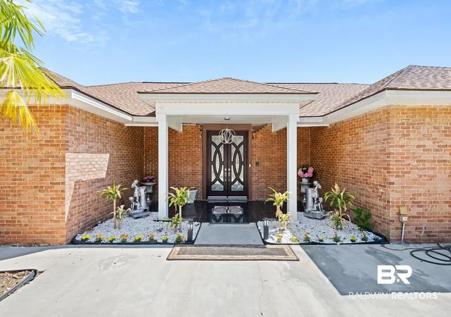 3rd image of 1255 Spring Valley Dr, Mobile, AL 36693 | MLS# 397518