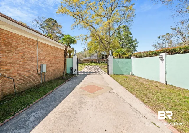 64th image of 1255 Spring Valley Dr, Mobile, AL 36693 | MLS# 397518