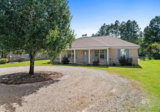 Homes for sale in Elberta, AL | 9427 Hammock Road, Elberta, AL 36530 | MLS# 398951