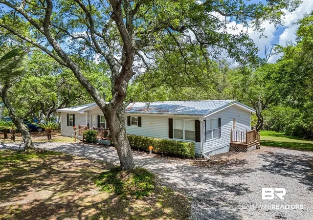 Photo 2 of Single family home for sale at 25003 W Oak Ridge Dr, Orange Beach, AL 36561 | MLS# 398020 | Listing updated on 2026-07-24
