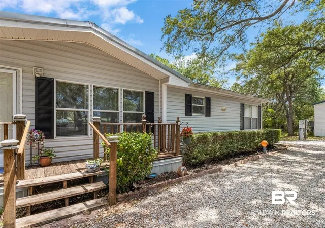Photo 3 of Single family home for sale at 25003 W Oak Ridge Dr, Orange Beach, AL 36561 | MLS# 398020 | Listing updated on 2026-07-24
