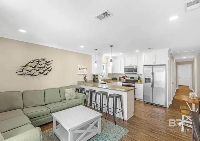 Homes for sale in Gulf Shores, AL | 494 E 1St Avenue, Gulf Shores, AL 36542 | MLS# 398620