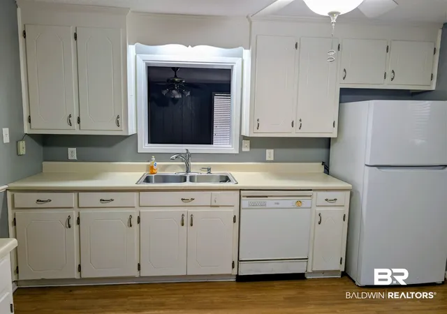Photo 3 of Townhouse for sale at 110 E Lane Ave #110, Brewton, AL 36426 | MLS# 400225 | Listing updated on 2026-08-03