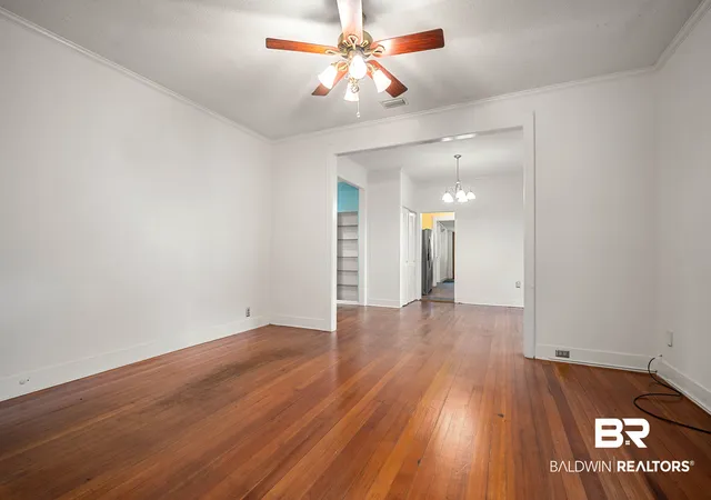 Photo 3 of Single family home for sale at 118 Mohawk Street, Mobile, AL 36606 | MLS# 409703 | Listing updated on 2026-08-27