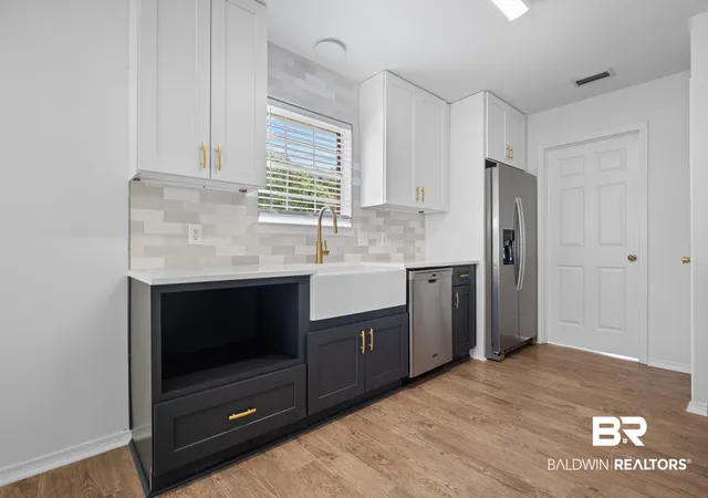 Photo 4 of Sale Pending at 1875 Woodcrest Ct, Semmes, AL 36575 | MLS# 398769 | Listing updated on 2026-09-18