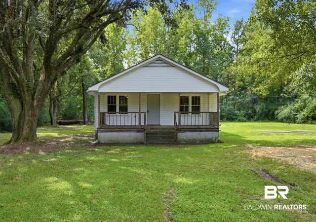Photo 4 of Sale Pending at 16360 Tolbert Rd, Bay Minette, AL 36507 | MLS# 409809 | Listing updated on 2026-09-09