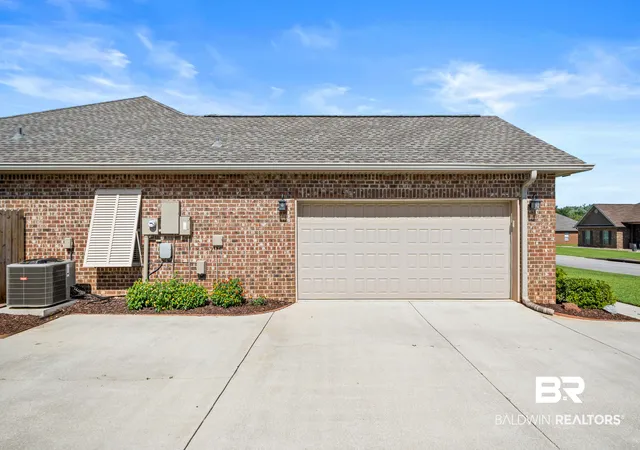 Photo 3 of Single family home for sale at 1121 Orlando Dr, Foley, AL 36535 | MLS# 409188 | Listing updated on 2026-09-04