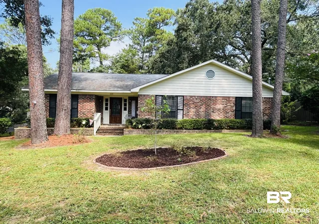 Photo 1 of Sale Pending at 109 Windsor Court, Daphne, AL 36526 | MLS# 409671 | Listing updated on 2026-09-06