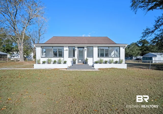 Photo 1 of Single family home for sale at 25121 State St, Elberta, AL 36530 | MLS# 395831 | Listing updated on 2026-07-30
